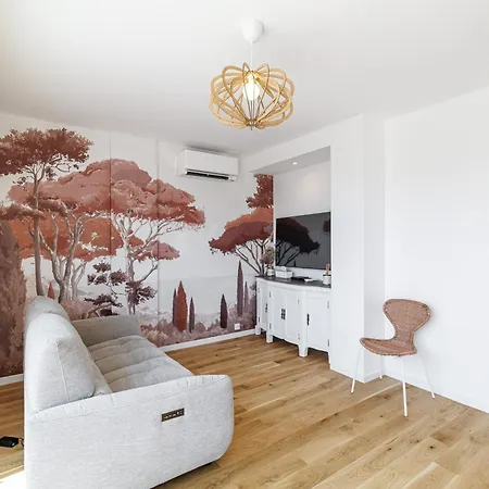 San Severina - Spacious In Center * 멍똥