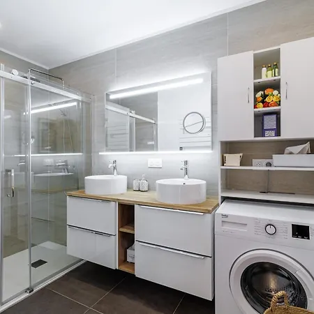 San Severina - Spacious In Center Menton