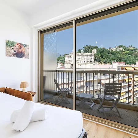 San Severina - Spacious In Center Apartament