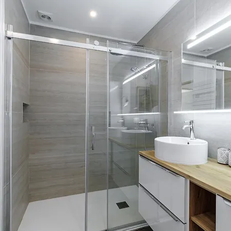 아파트 San Severina - Spacious In Center 멍똥