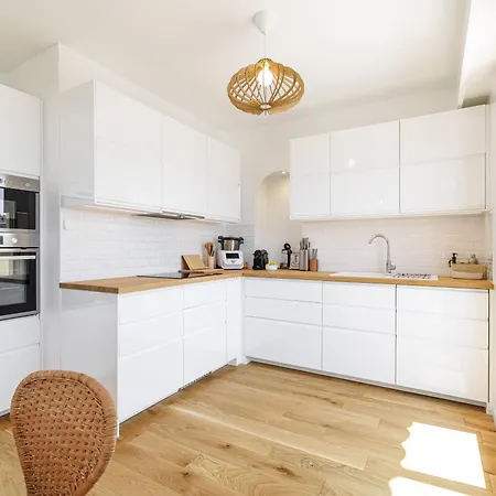 San Severina - Spacious In Center * Mentona