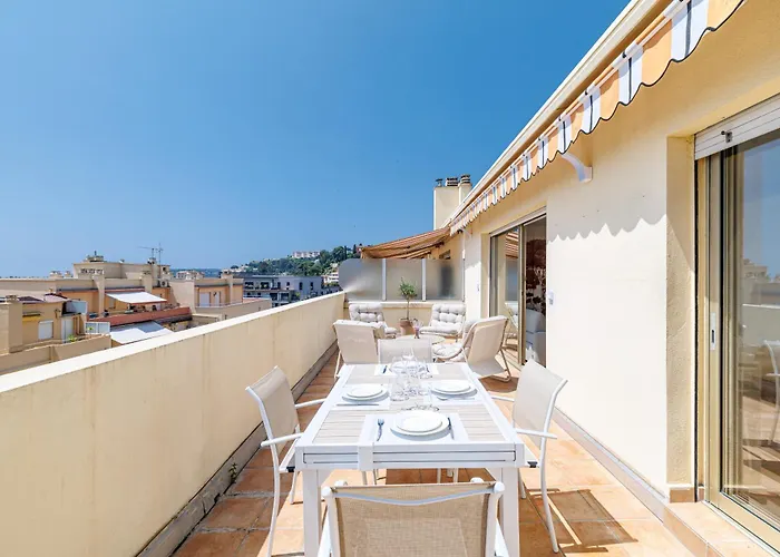 San Severina - Spacious In Center Menton