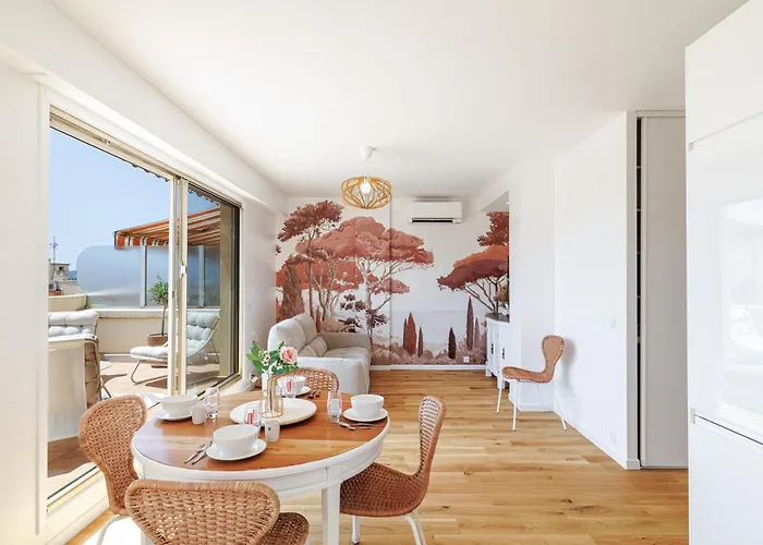 San Severina - Spacious In Center