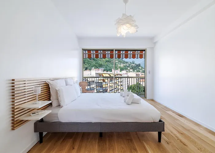 San Severina - Spacious In Center Menton